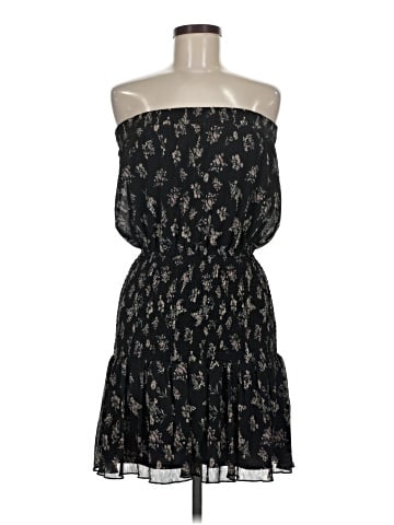 Muche et Muchette Casual Dress (view 1)