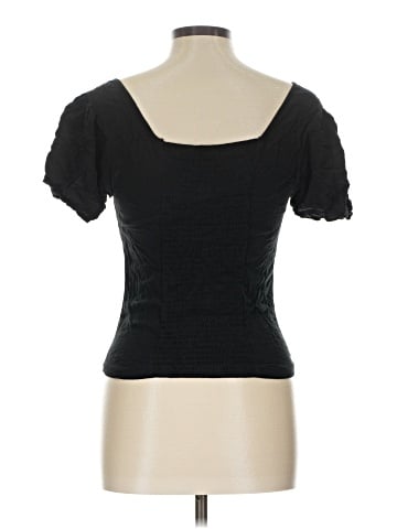 Hot Topic Short Sleeve Top (view 2)