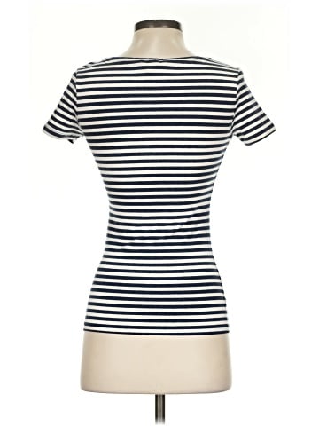 H&M Short Sleeve T-Shirt (view 2)