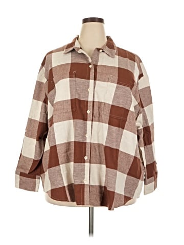 Old Navy Long Sleeve Button-Down Shirt (view 1)