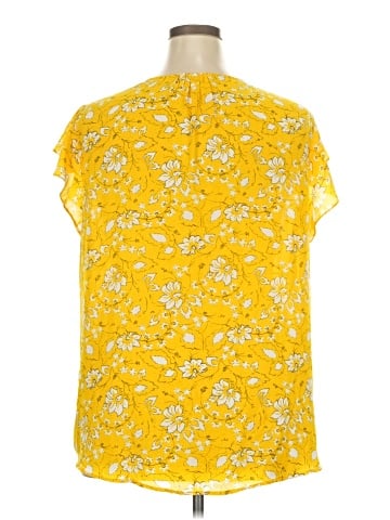 Carolina Belle Short Sleeve Blouse (view 2)