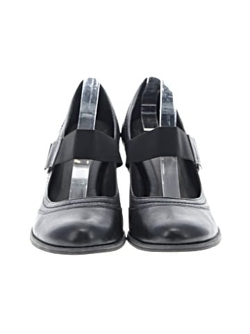 Nurture Heels (view 2)