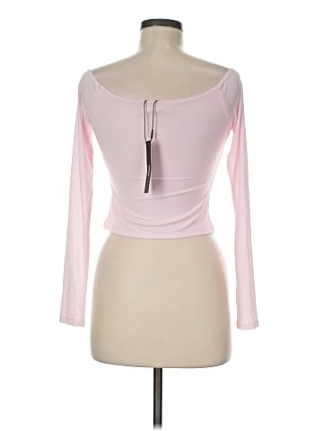 Fashion Nova Long Sleeve T-Shirt (view 2)