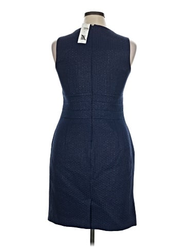 Banana Republic Casual Dress (view 2)