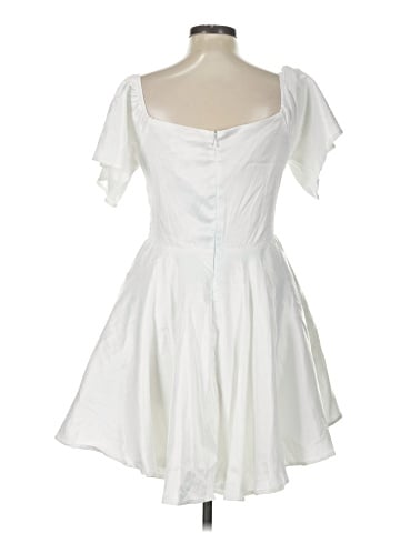 Selfie Leslie Cocktail Dress (view 2)