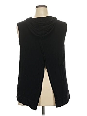 LIVI Sleeveless T-Shirt (view 2)