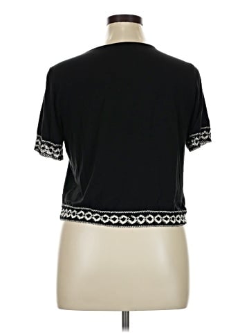 DR2 Short Sleeve Top (view 2)