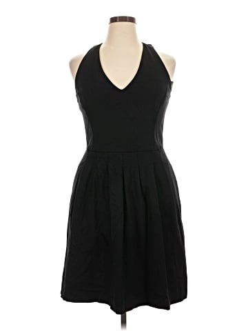Banana Republic Cocktail Dress (view 1)