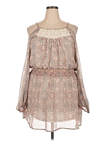 Xhilaration Casual Dress (view 1)