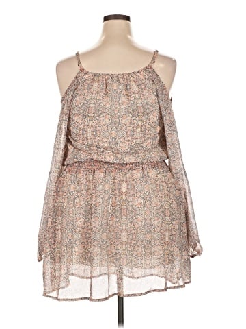 Xhilaration Casual Dress (view 2)