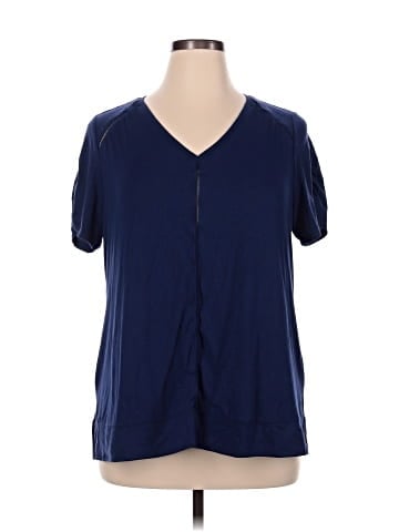 LIVI Active Short Sleeve Blouse (view 1)
