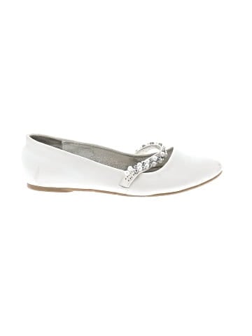 Nina Flats (view 1)