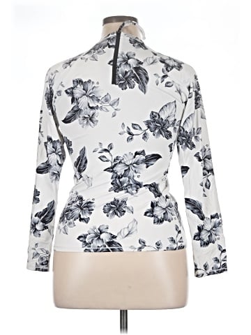 Tommy Bahama 3/4 Sleeve T-Shirt (view 2)