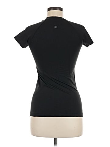 Lululemon Athletica Short Sleeve Turtleneck (view 2)