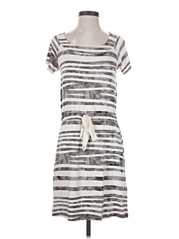 Daisy Fuentes Casual Dress (view 1)