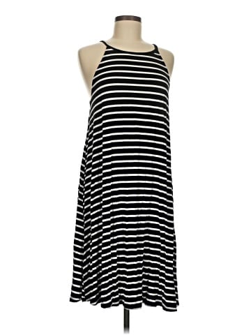 Old Navy Casual Dress (view 1)