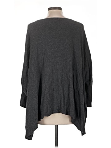 Jennifer Lopez Poncho (view 2)