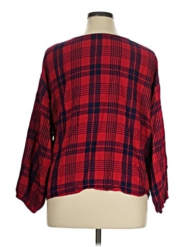 IMAN 3/4 Sleeve Blouse (view 2)