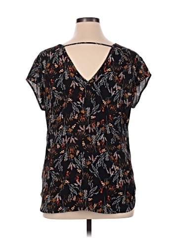 DR2 Short Sleeve Blouse (view 2)