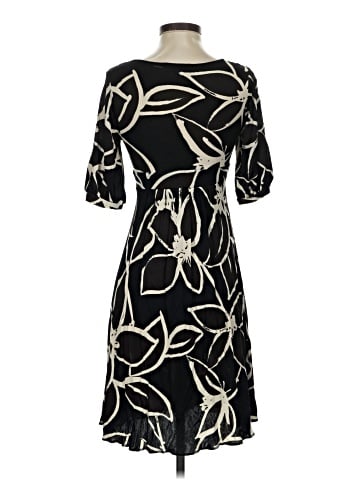 Banana Republic Casual Dress (view 2)