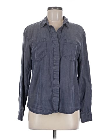 Maurices Long Sleeve Button-Down Shirt (view 1)