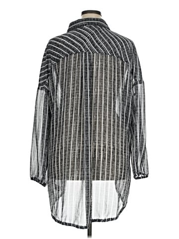 Torrid 3/4 Sleeve Blouse (view 2)