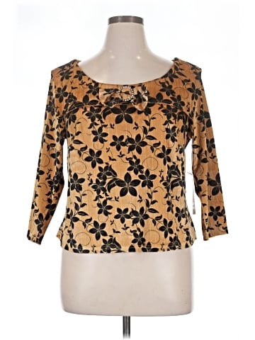 Unique Vintage 3/4 Sleeve Top (view 1)