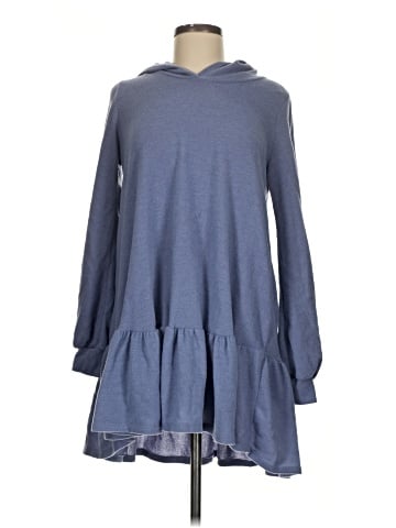 Easel Poncho (view 1)