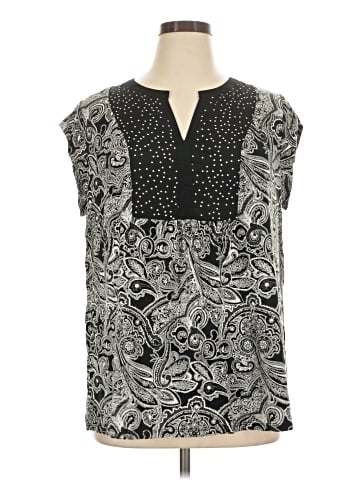 Daniel Rainn Sleeveless T-Shirt (view 1)
