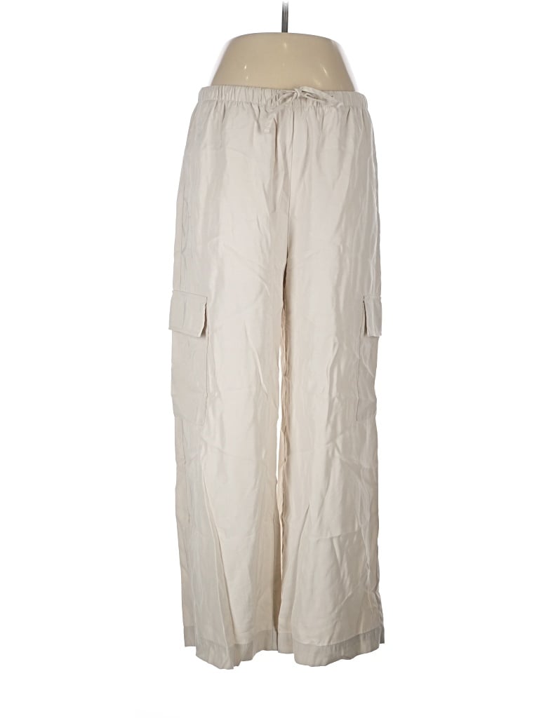 Pre-owned Old Navy Cargo Pants In Ivory