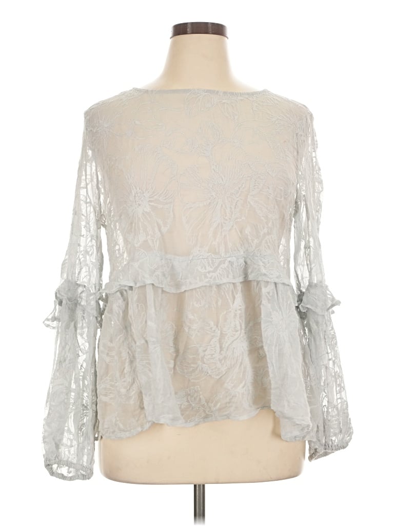 Pre-owned Sundance 3/4 Sleeve Silk Top Silver Mock Neckline Tops