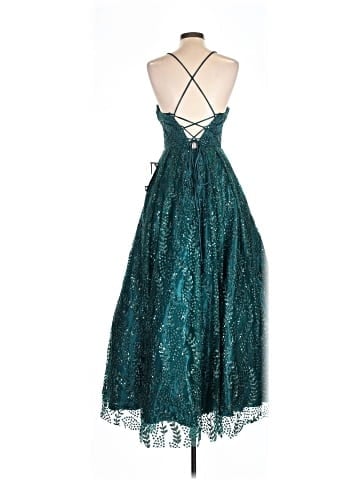 Blondie Nites Cocktail Dress (view 2)