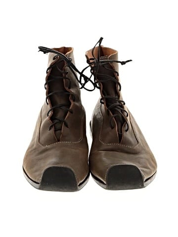 Cydwoq Ankle Boots (view 2)