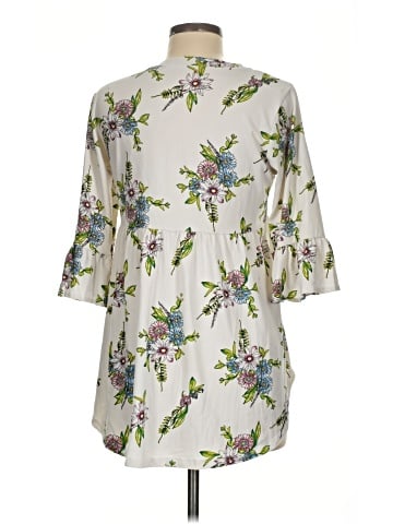 Chris & Carol 3/4 Sleeve Blouse (view 2)