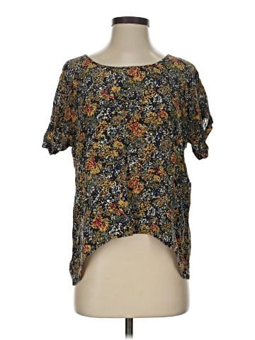 Lilu Short Sleeve Blouse (view 1)