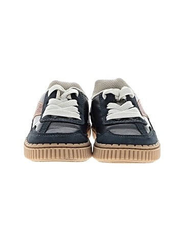 OshKosh B'gosh Sneakers (view 2)