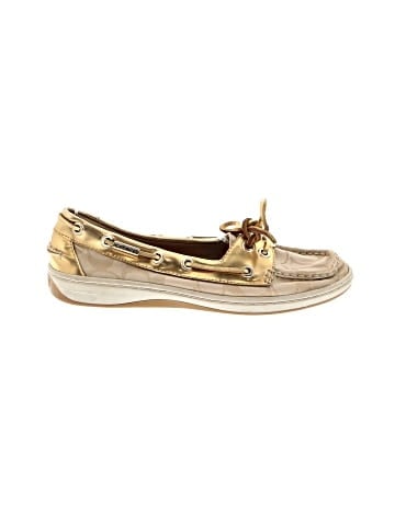 Coach Flats (view 1)