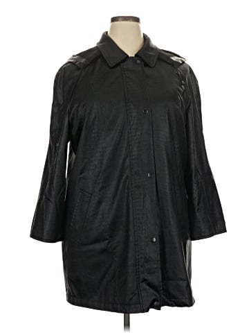 Carlisle Raincoat (view 1)