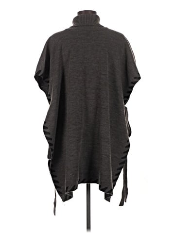 Basha Poncho (view 2)