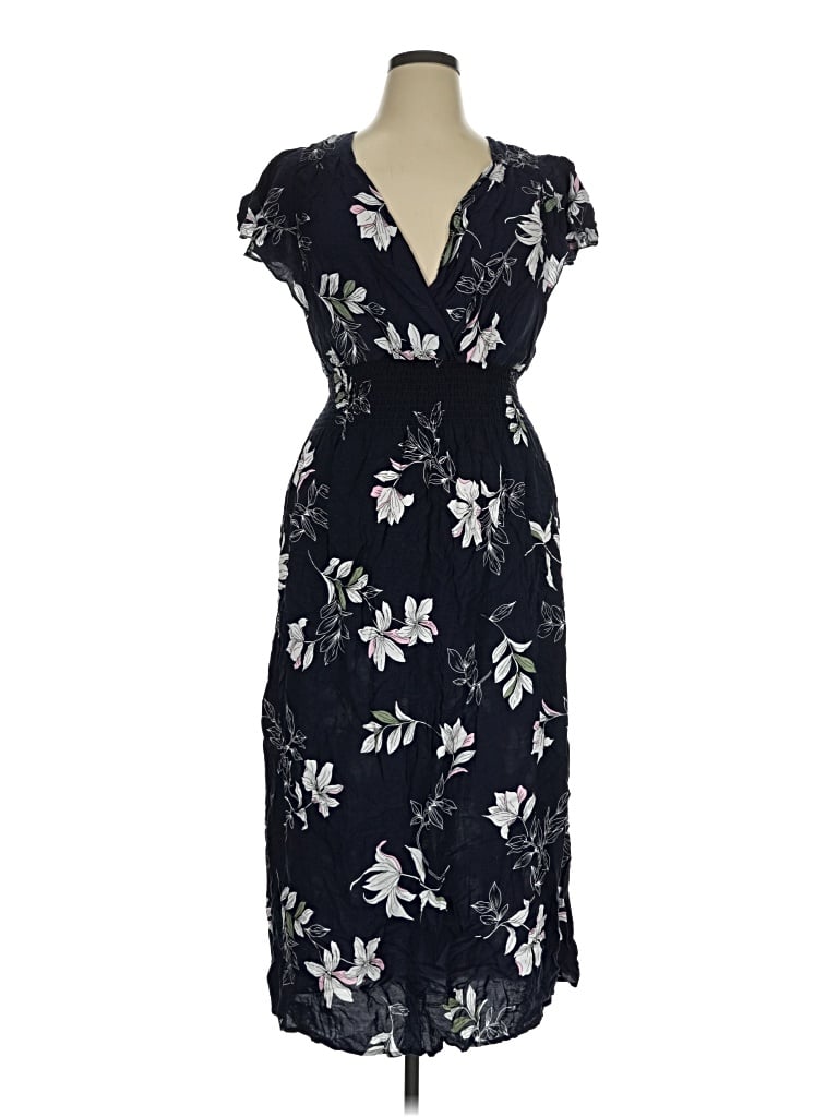 Pre-owned Kindred Casual Dress In Black