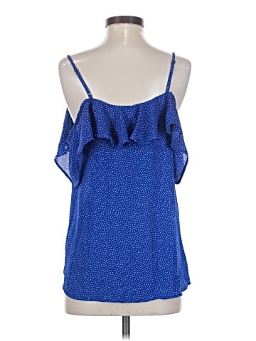 Le Lis Sleeveless Blouse (view 2)