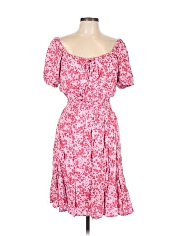 Cupcakes & Cashmere Casual Dress (view 1)