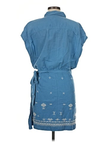Banana Republic Casual Dress (view 2)