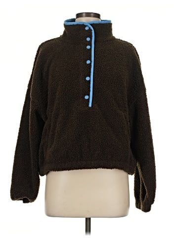 American Eagle Outfitters Pullover Sweater (view 1)