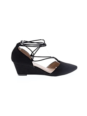 Dirty Laundry Wedges (view 1)