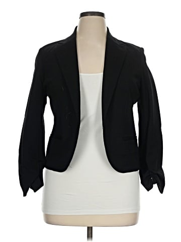 Amanda + Chelsea Blazer (view 1)