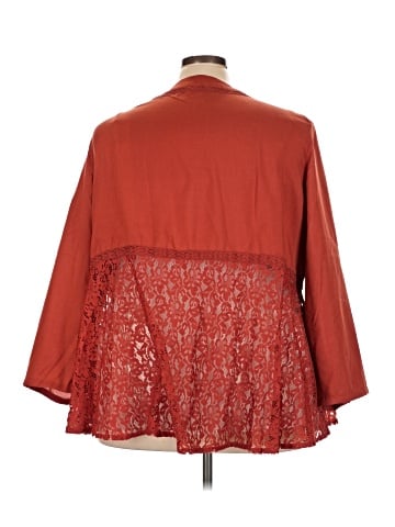 The Pyramid Collection Kimono (view 2)
