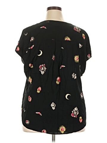 Torrid Short Sleeve Blouse (view 2)