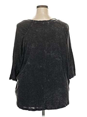 Terra & Sky 3/4 Sleeve Top (view 2)