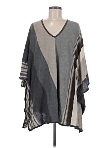 CAbi Poncho (view 1)